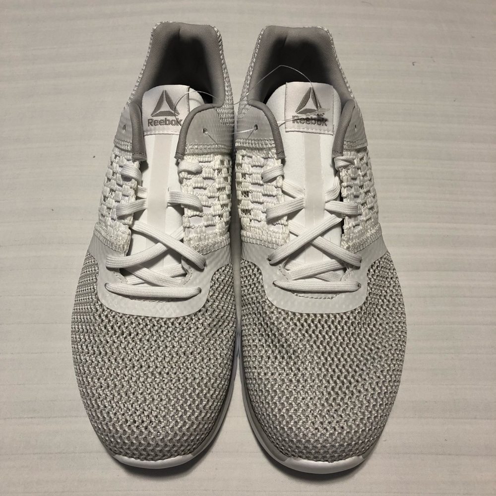 🆕  Ladies Reebok Sneakers Size 9.5